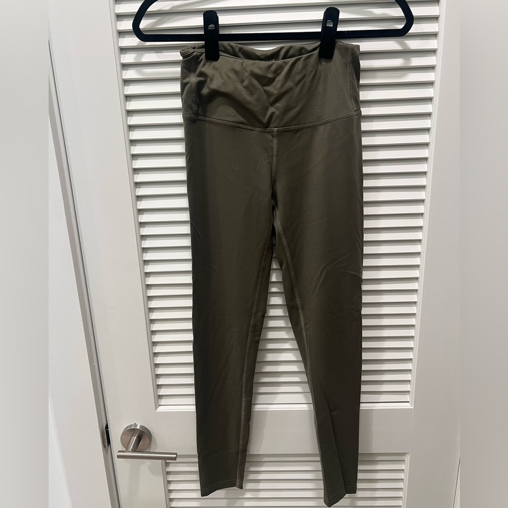 Tripulse Olive Leggings